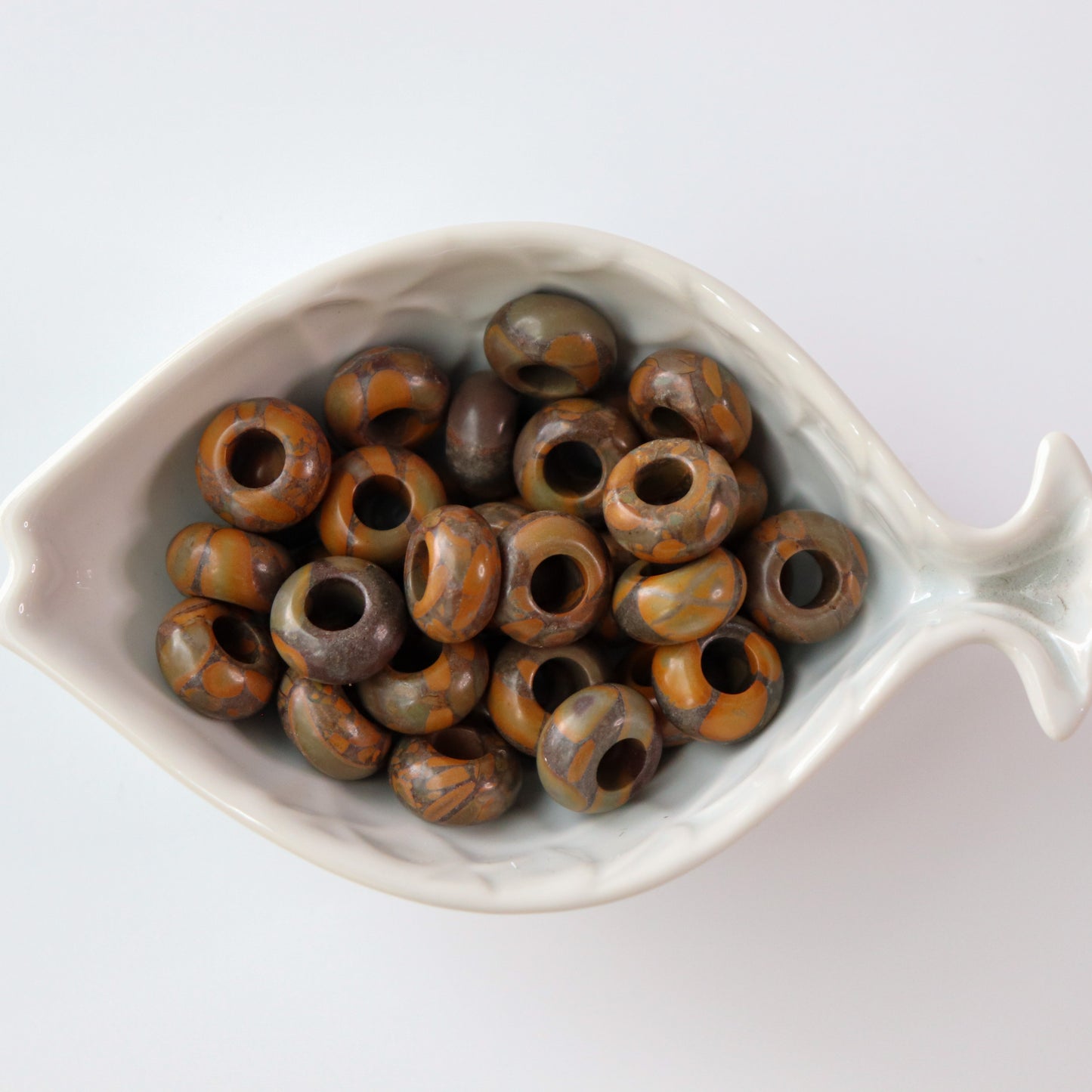 Bamboo Leaf Agate Loc Bead